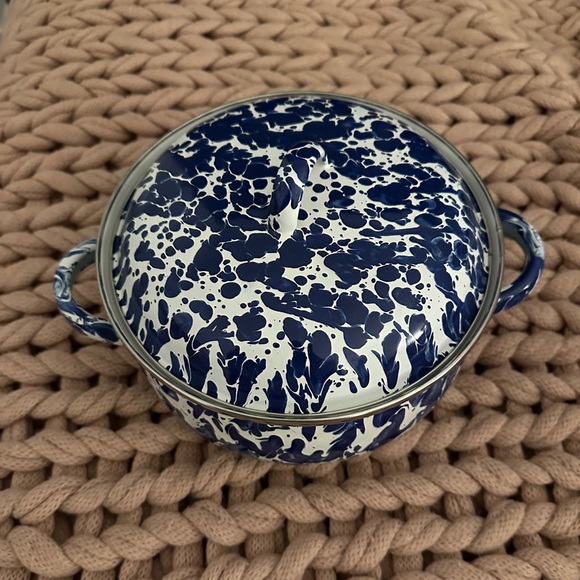 Golden Rabbit Kitchen Golden Rabbit Dutch Oven Poshmark